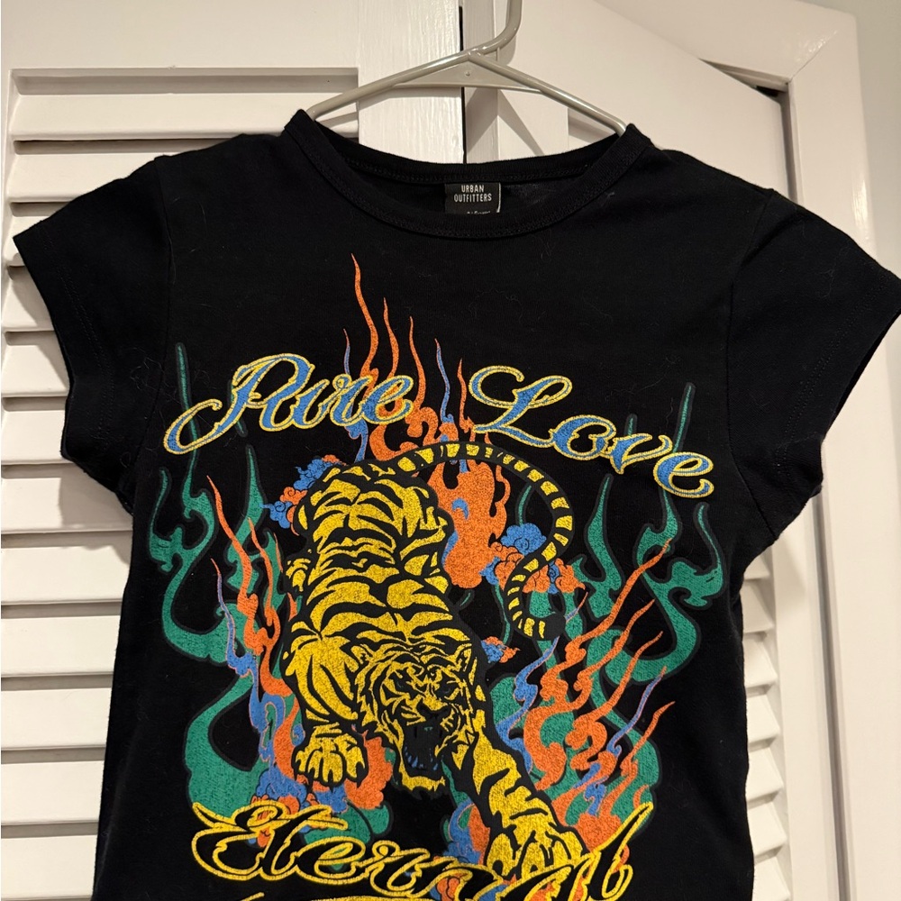 Urban Outfitters Black Tiger Graphic Baby Tee